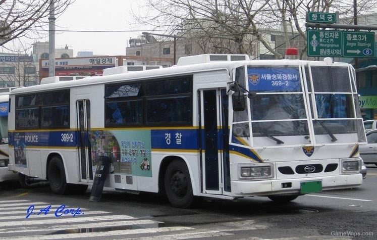 R.O.K Riot Police Bus (l4d 1.2)  L4D 1map