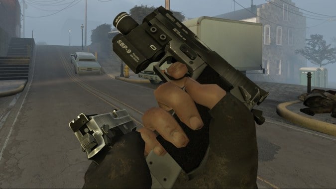 P220 from L4D2