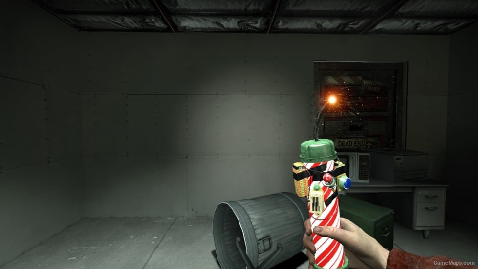 L4D1 Candy Cane pipebomb