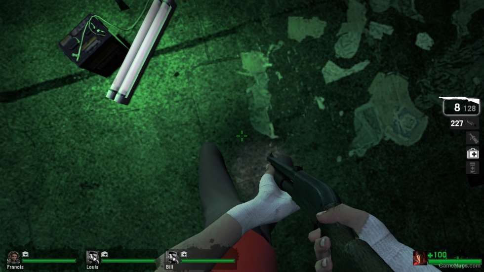 L4D1 Red&Blue Scout replaces Louis
