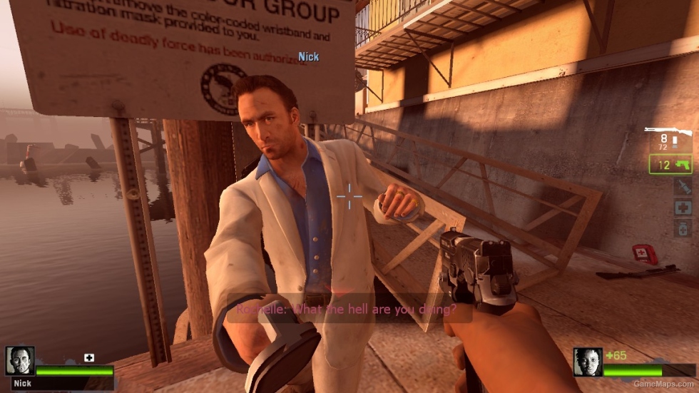 Defibrillator Paddle replace Knife [Melee]