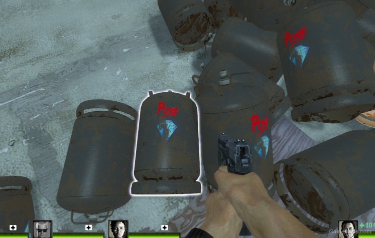 Diamond Dogs Propane Tank