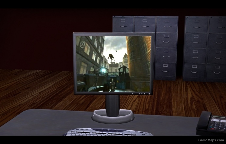 Half Life2 trailer on PC Screen