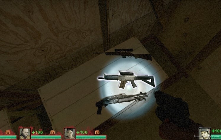 SG552 over AK47