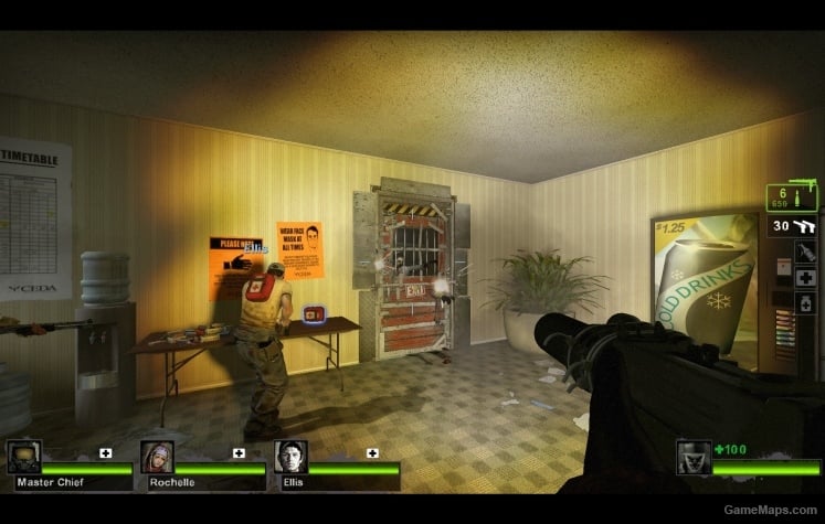 Silenced MAC10 .45 - The HUD shows a bottlenecked rifle round, not a .45 ACP. Silenced MAC10 .45