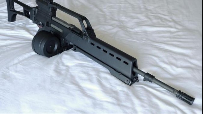 Krugger 36 LMG (Heckler & Koch MG36) M16A2