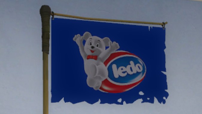 Ledo flag over Golf club